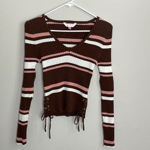 Striped sweater top Grommet ties V-neck long sleeve- No Boundaries- L (11/13)